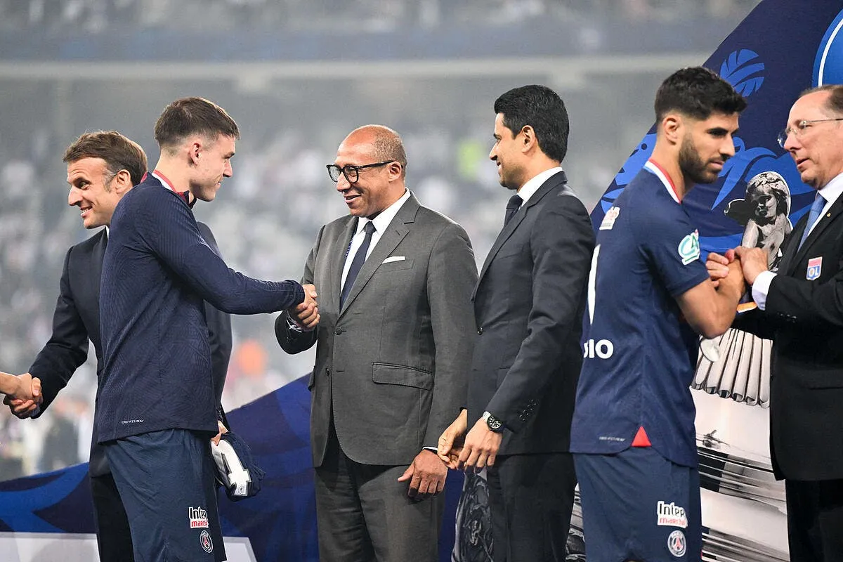 le psg lui pique un joueur chelsea est mort de rire iconsport 227934 0600 376584