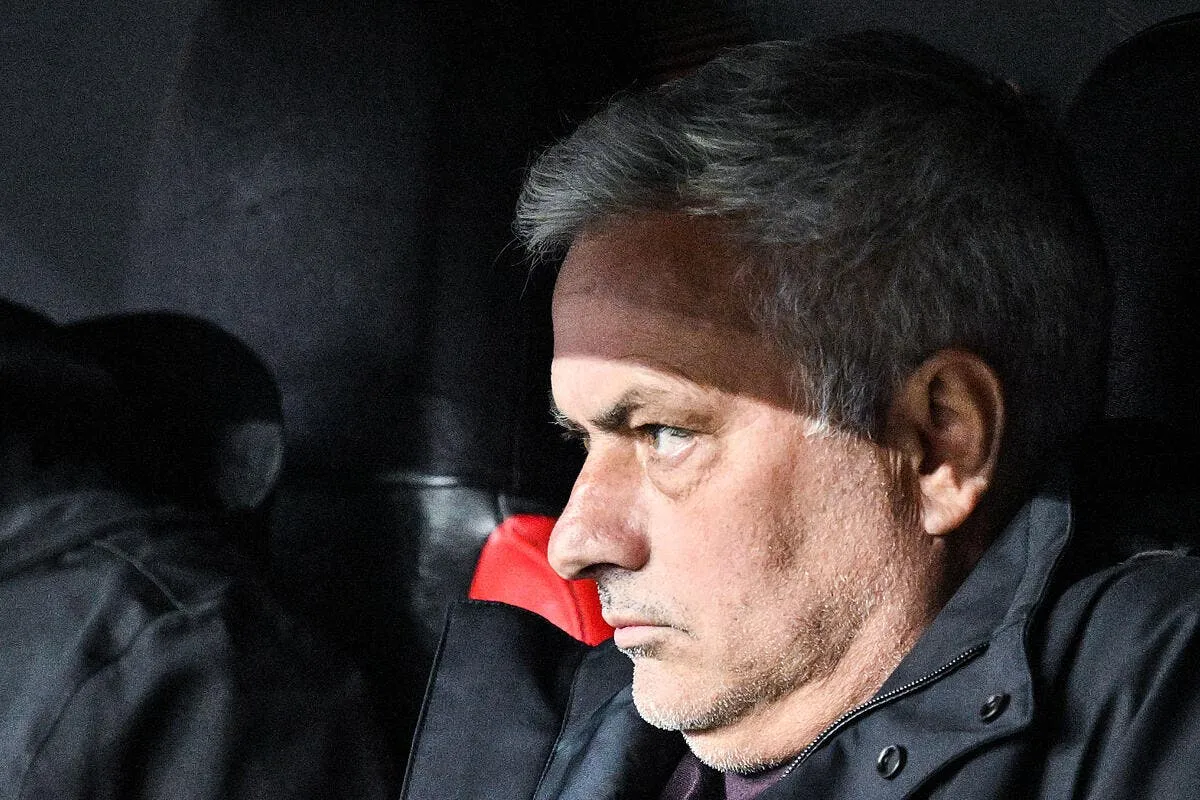 le psg ou rien jose mourinho est impitoyable icon 230518 99 742217 dpai 360988