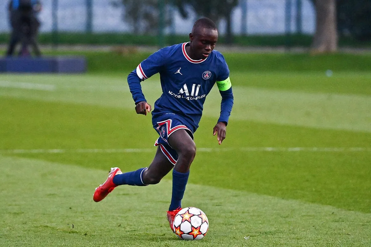 le psg prete un jeune defenseur en national icon dib 010322 10 115 348911