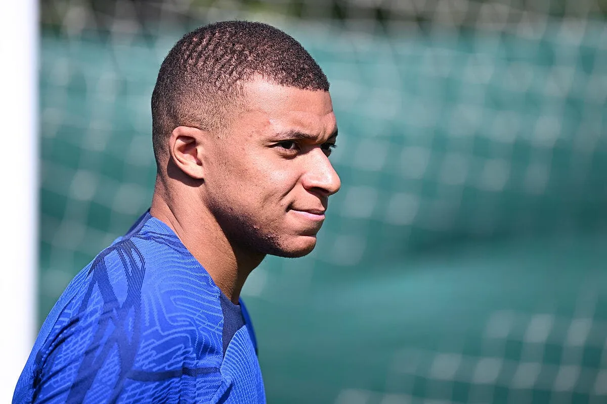le qatar accuse mbappe de mentir orage au psg icon ab9 3085 361664