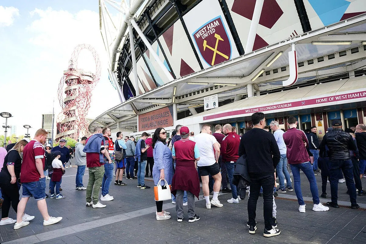 le qatar menace manchester united de racheter west ham icon 72069657 360685