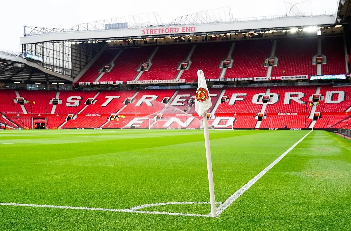 le qatar va se mettre old trafford dans la poche old trafford 1 360246