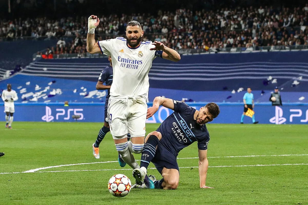 le real avantage par l arbitre canal se lache icon spi 013 jm real madrid man city 340487