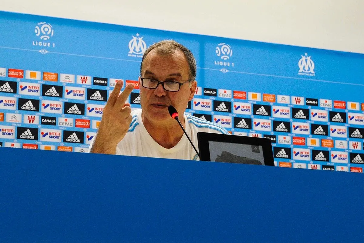 le traducteur de bielsa raconte la folle demission d el loco icon pet 080815 02 01 331381