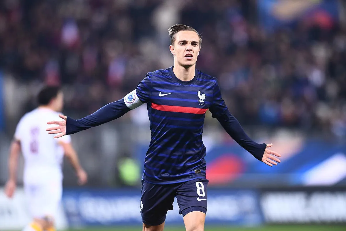 les bleuets regalent avec des bijoux de caqueret et cherki icon pl5 0925 327877