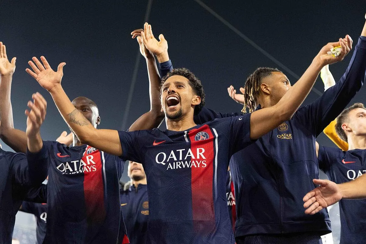 les joueurs du psg sont betes des sanctions exigees icon 649 tb755358 365986