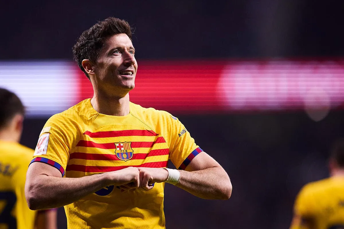 lewandowski ne craque pas le barca evite la catastrophe lewandowski 17 373860