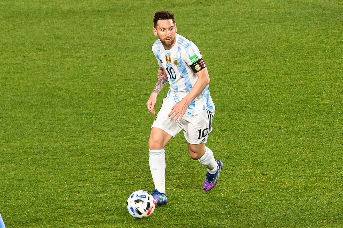 lionel messi et ses excuses la team cristiano ronaldo hurle icon sipausa 35516774 325845