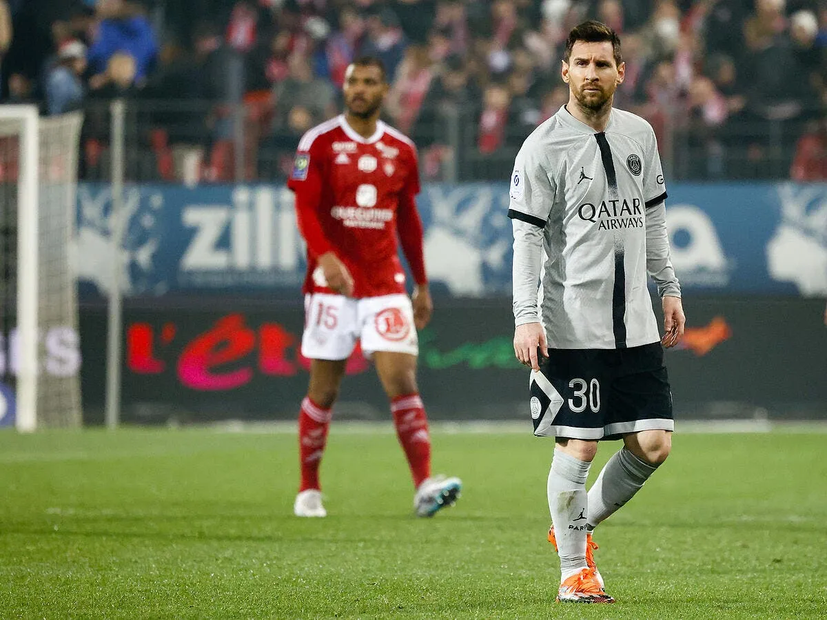 lionel messi le psg change subitement de ton icon lr65500 358064