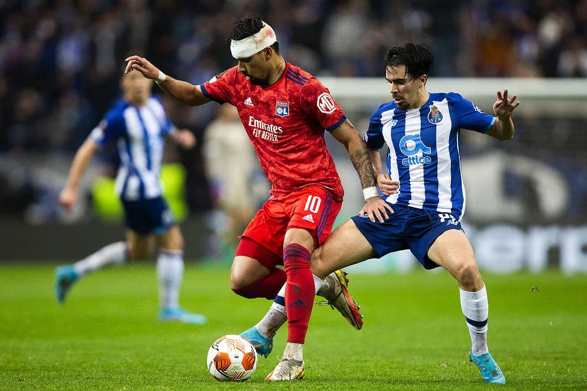 lyon fait l exploit a porto bravo la var icon ci sports 20220309 43108675 336457