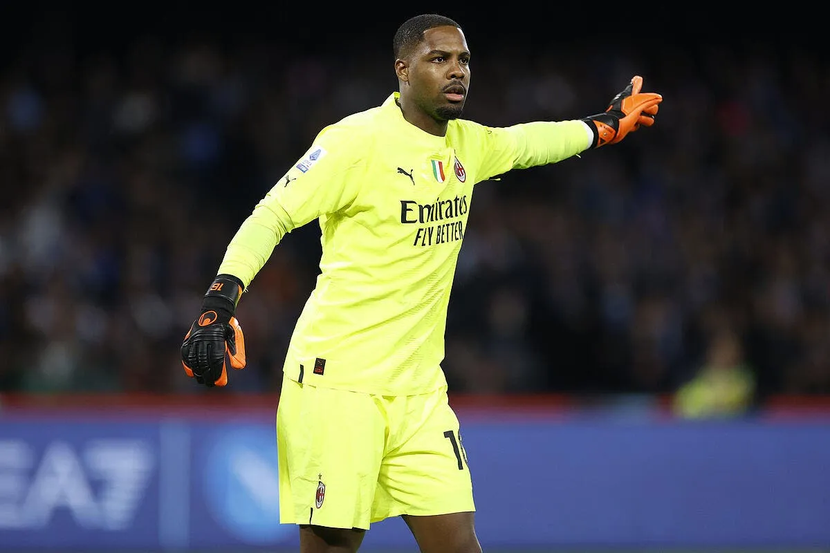 maignan le mur de cristal milan veut s en debarrasser maignan 6 375381