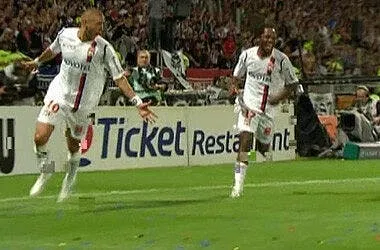 manchester city suit benzema de pres 7065