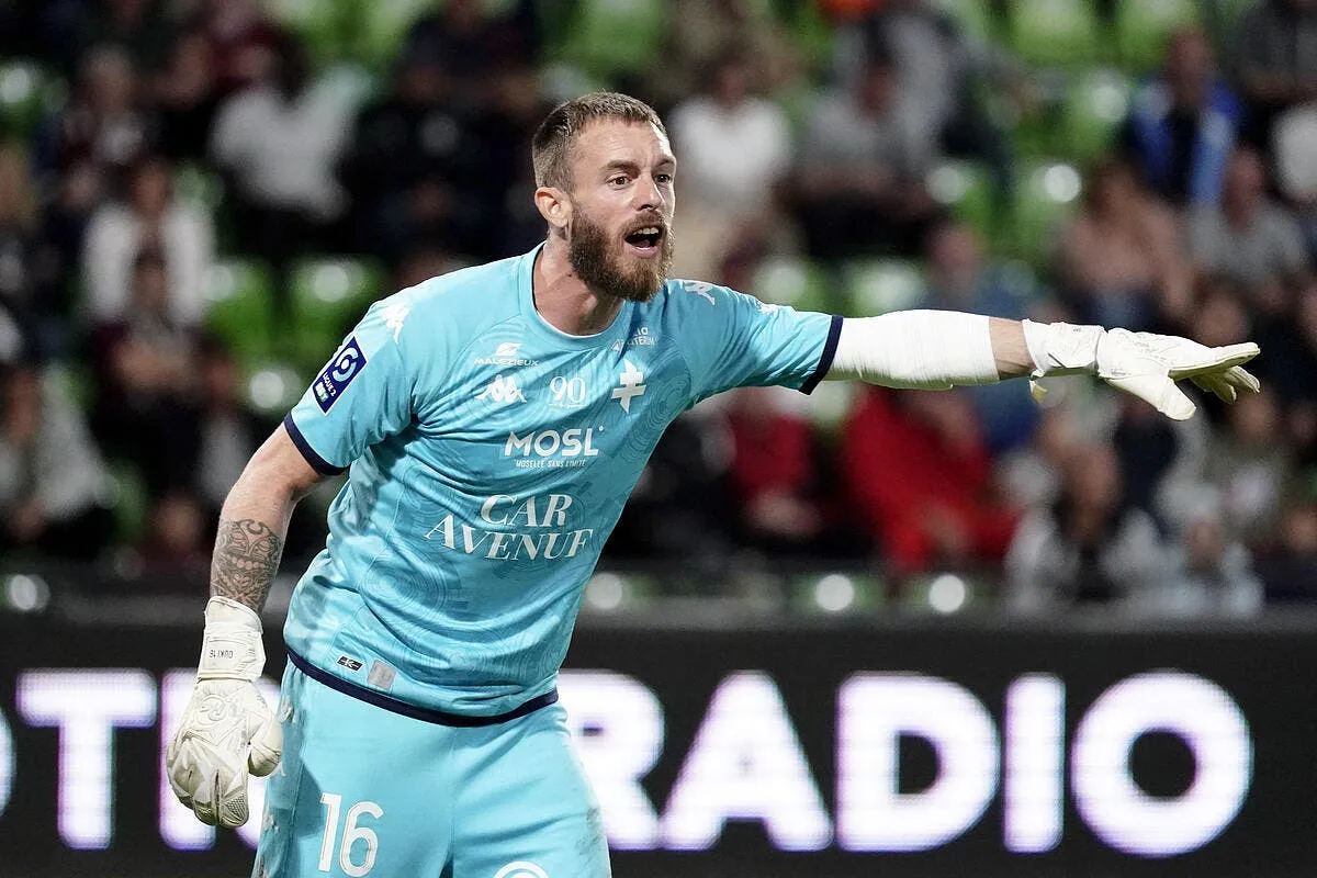 match arrete a metz l arbitre se sent menace icon win8263 350283