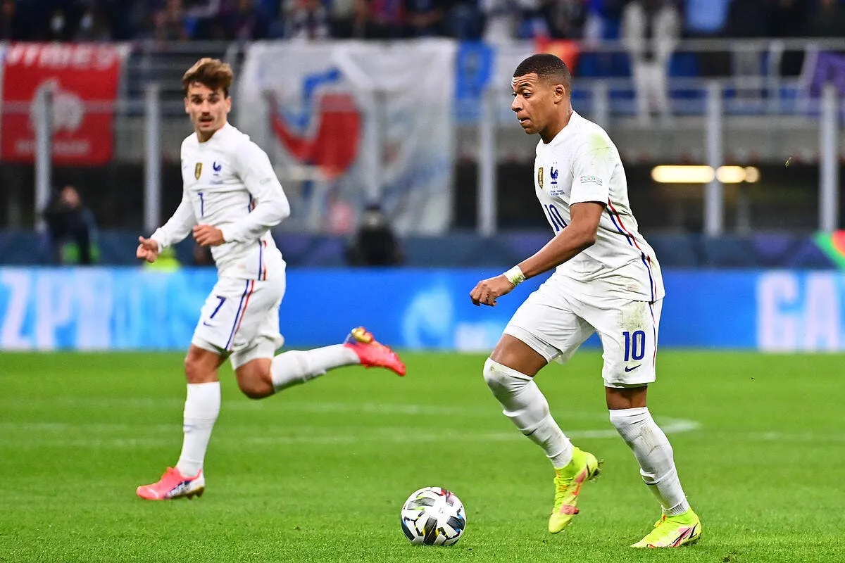 mbappe et griezmann des notes dans l equipe qui font bondir icon dib 101021 10 70 325575
