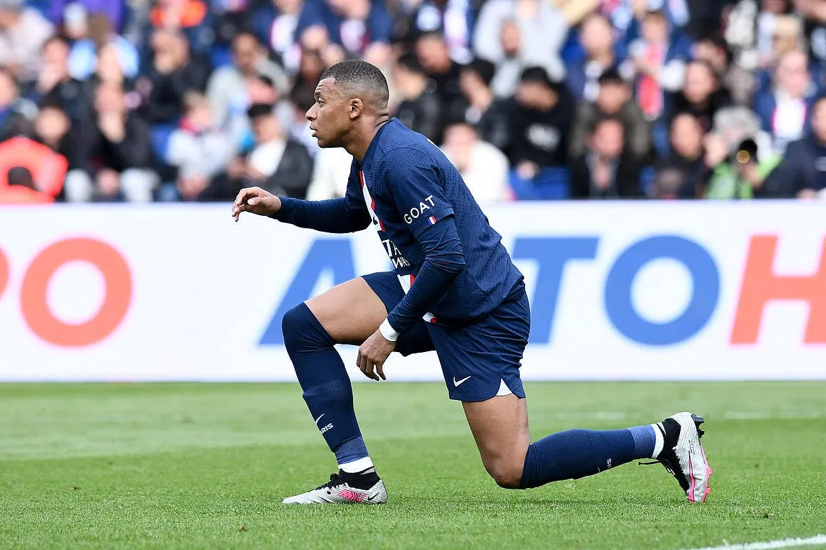 mbappe le big boss du psg les premieres decisions tombent icon pl5 8652 359991