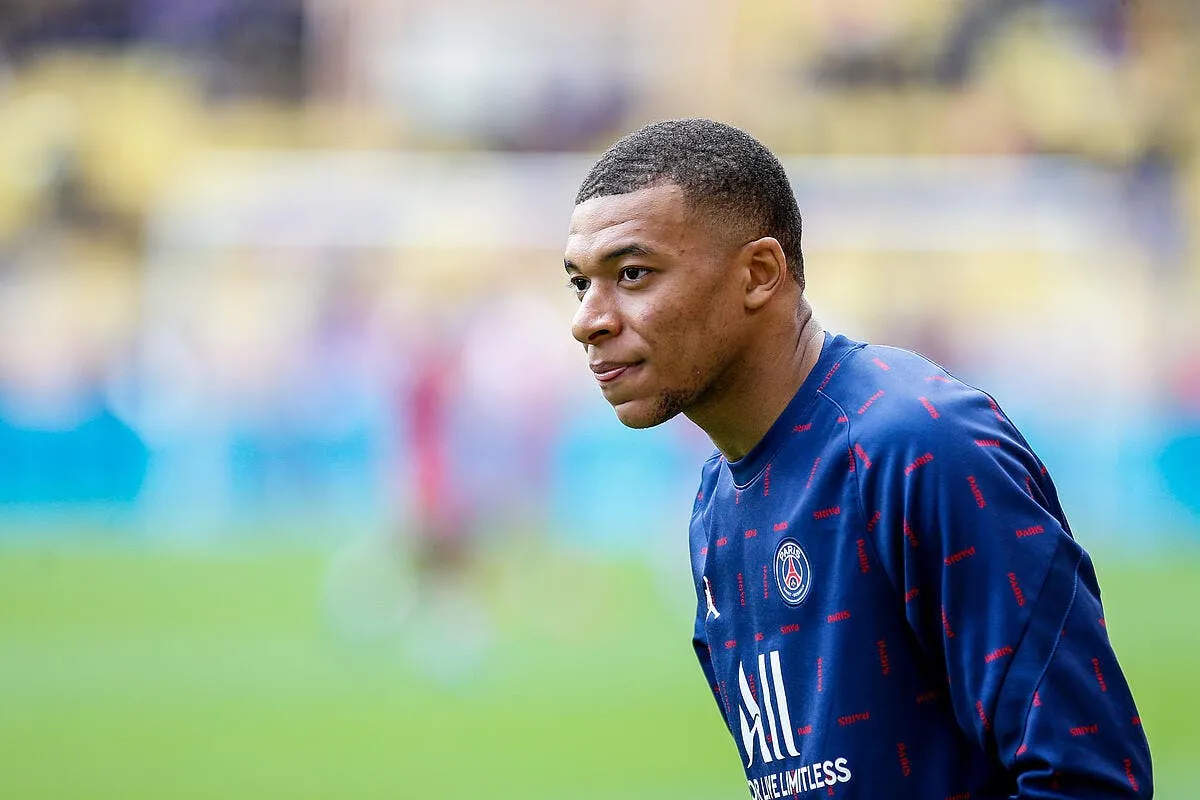 mbappe reste au psg ca sent bon la grosse surprise icon d1r7663 337847