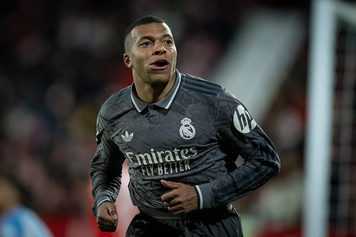mbappe se confie a canal les 10 passages a retenir iconsport 246564 0012 385066