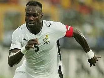 mensah traite comme un criminel 7270