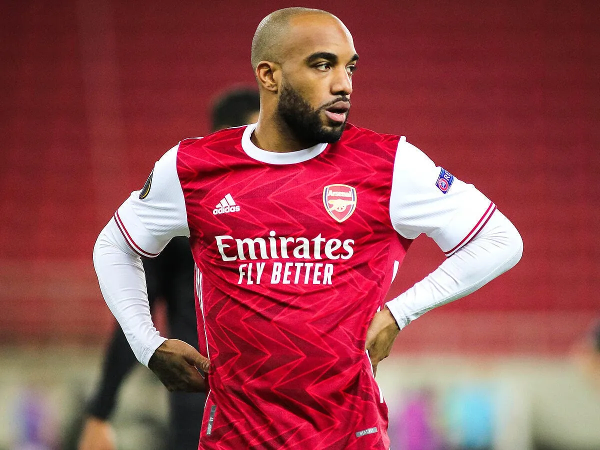 mercato lacazette pret a trahir arsenal pour tottenham aa 308497