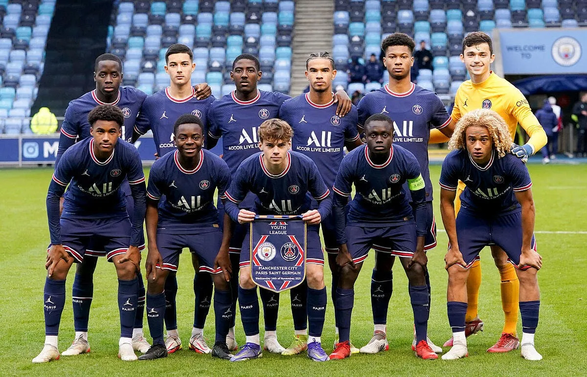 mercato le bayern est pret a piller le centre de formation du psg icon 007136 0004 334047