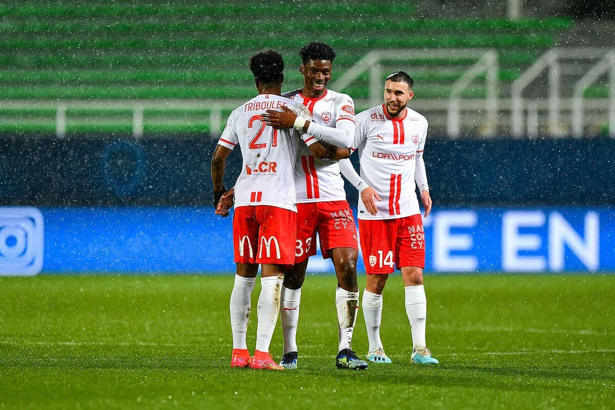 mercato le rc lens fait signer wooh icon bap 130321 93 186 315647