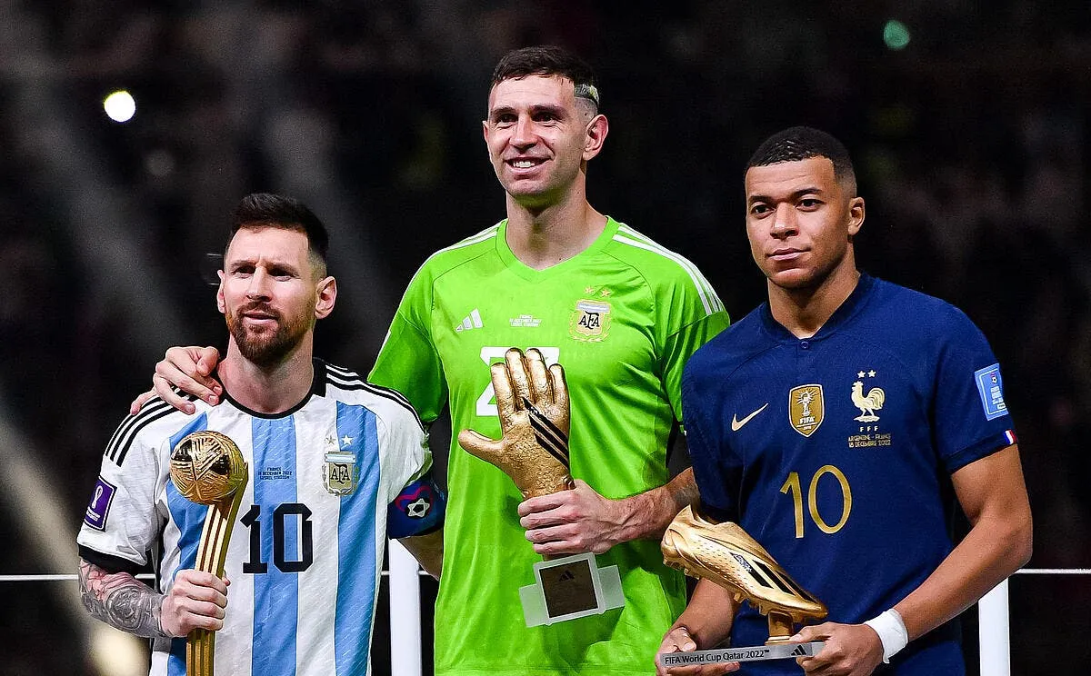 messi et mbappe faches le psg victime d un sale mec mbappe messi 354884