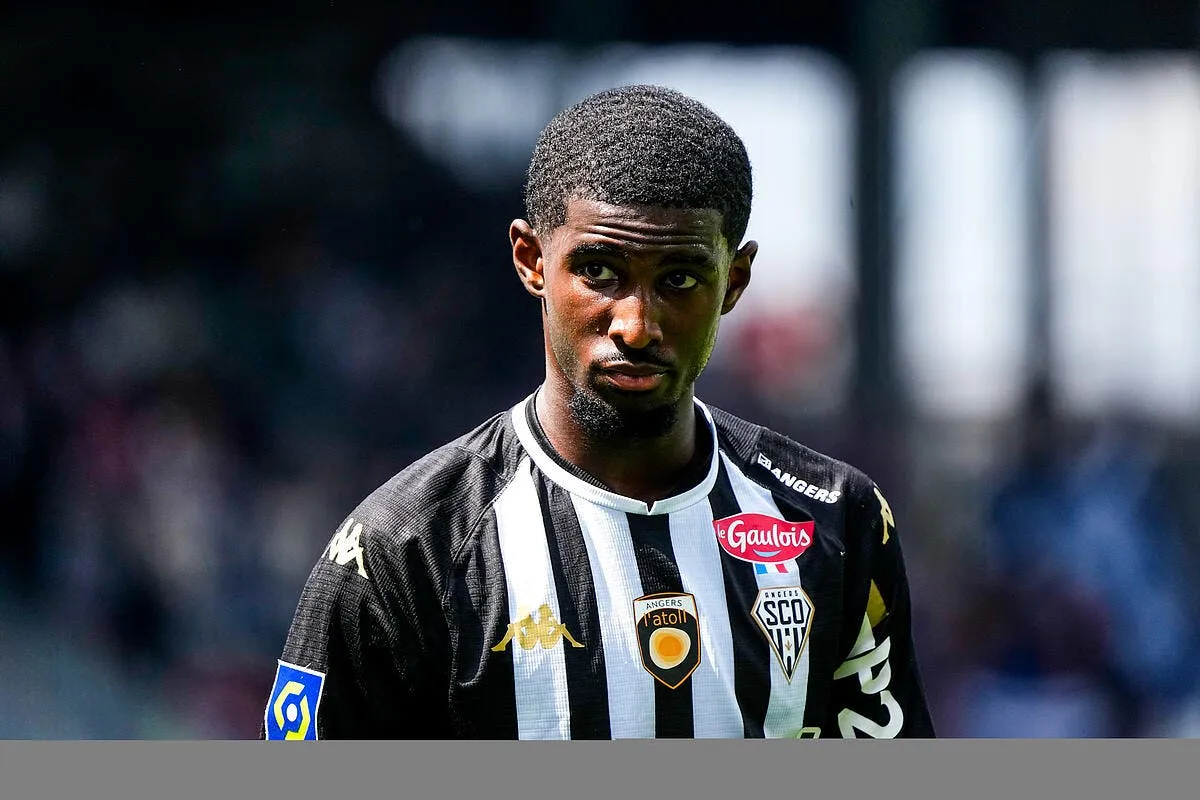 mohamed ali cho signe jusqu en 2027 avec la real sociedad icon 08052022 dsc5032 343521