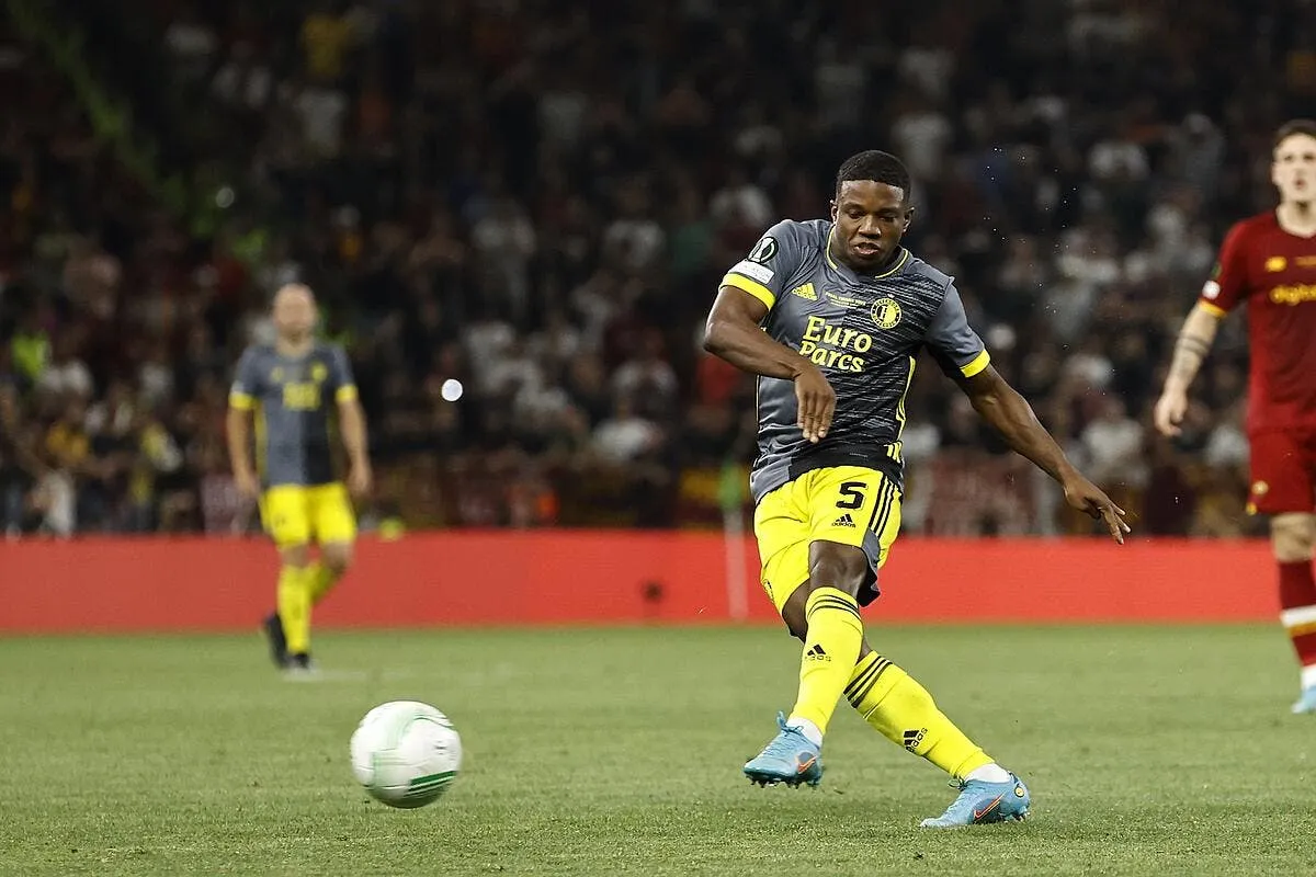 mu vient contrarier les plans de l ol pour malacia icon 449298160 344079