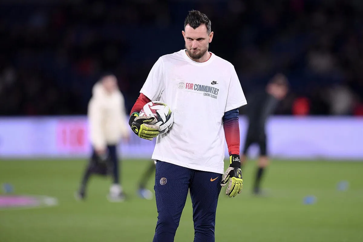 nantes met un ex du psg a l essai iconsport 184736 0186 379820