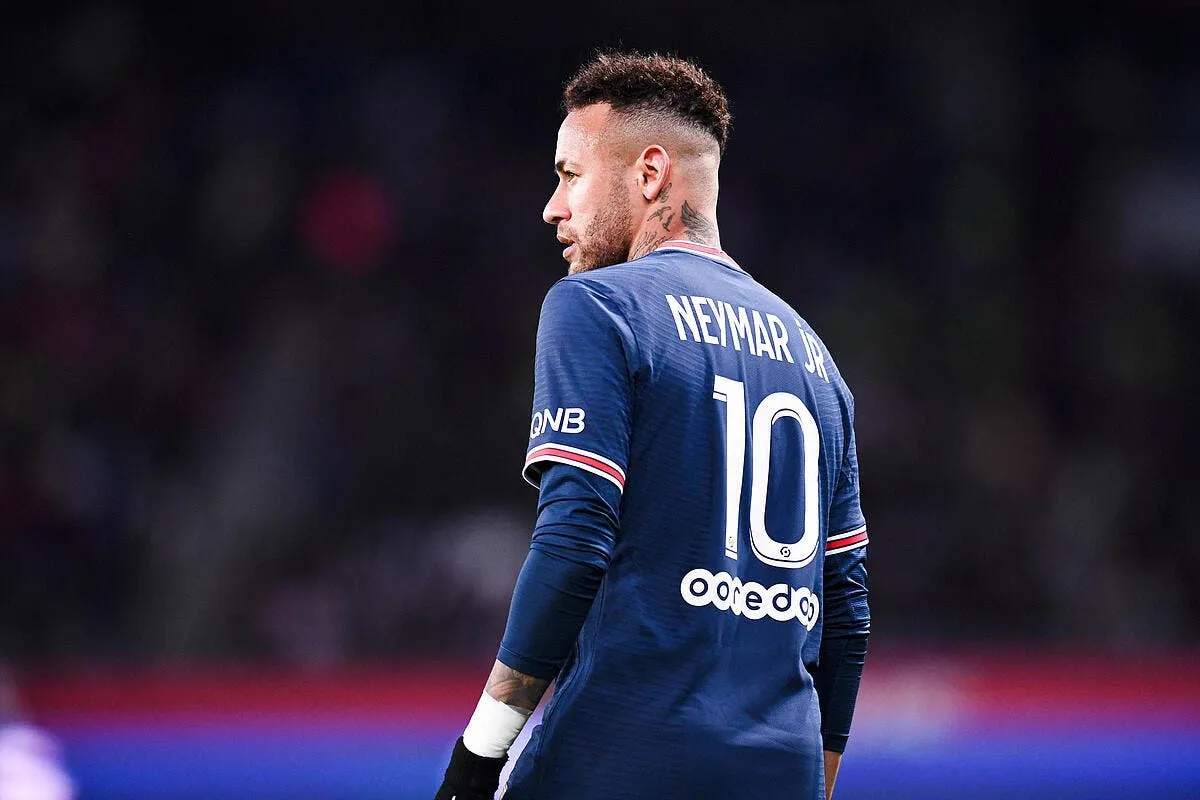 neymar clashe daniel riolo il n est pas bourre icon pl5 6423 338285