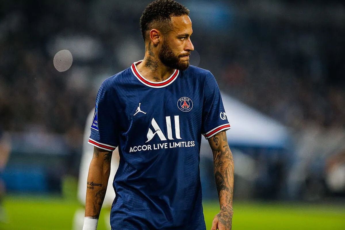 neymar ne supporte plus les critiques il attaque en justice icon d1r8500 326875