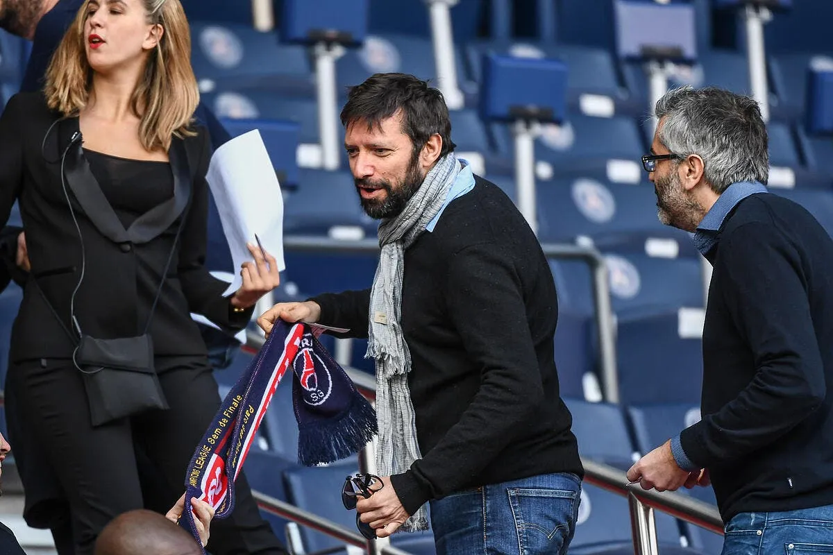 nouveau speaker le psg recoit le cv de julien cazarre cazarre 1 375699
