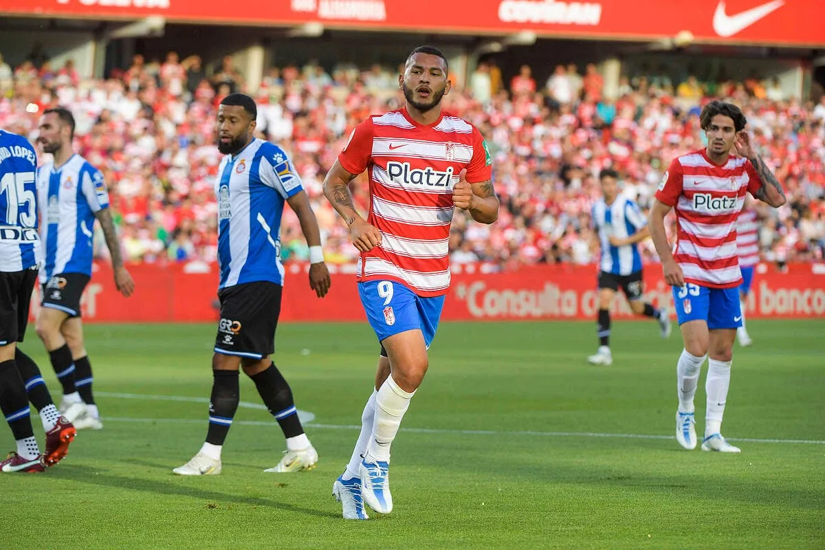 officiel l om recrute luis suarez icon ecommercefotos ecommerce2 123808686 345891