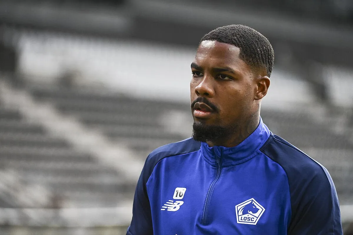 officiel maignan au milan ac pour 15me b 315215