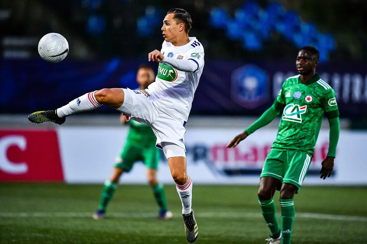 ol 2 2 face au red star c est tranquille pour caqueret icon bap 080421 93 119 311161