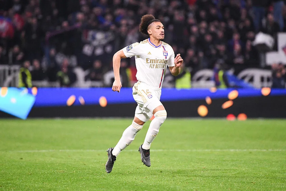 ol au fond du placard adryelson se voit titulaire adryelson 375707