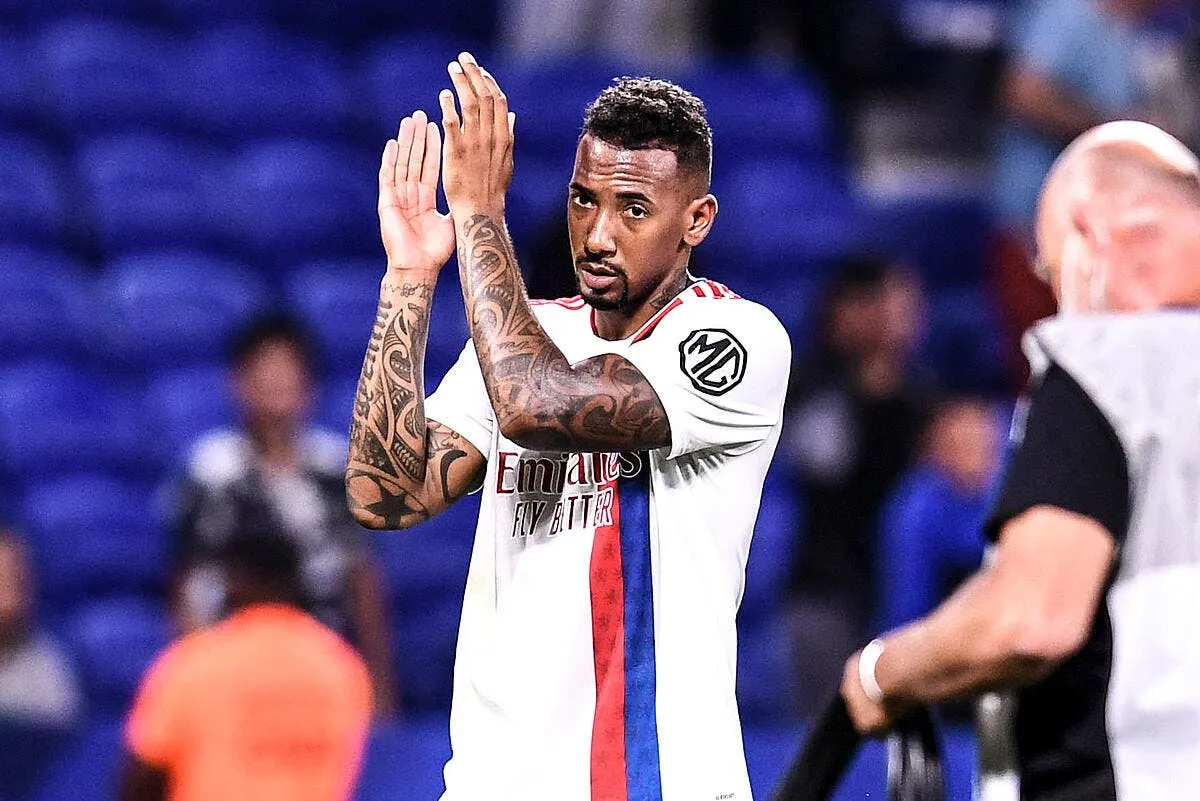 ol boateng dans le dur il prend un premier tacle a lyon icon pl5 5278 323871