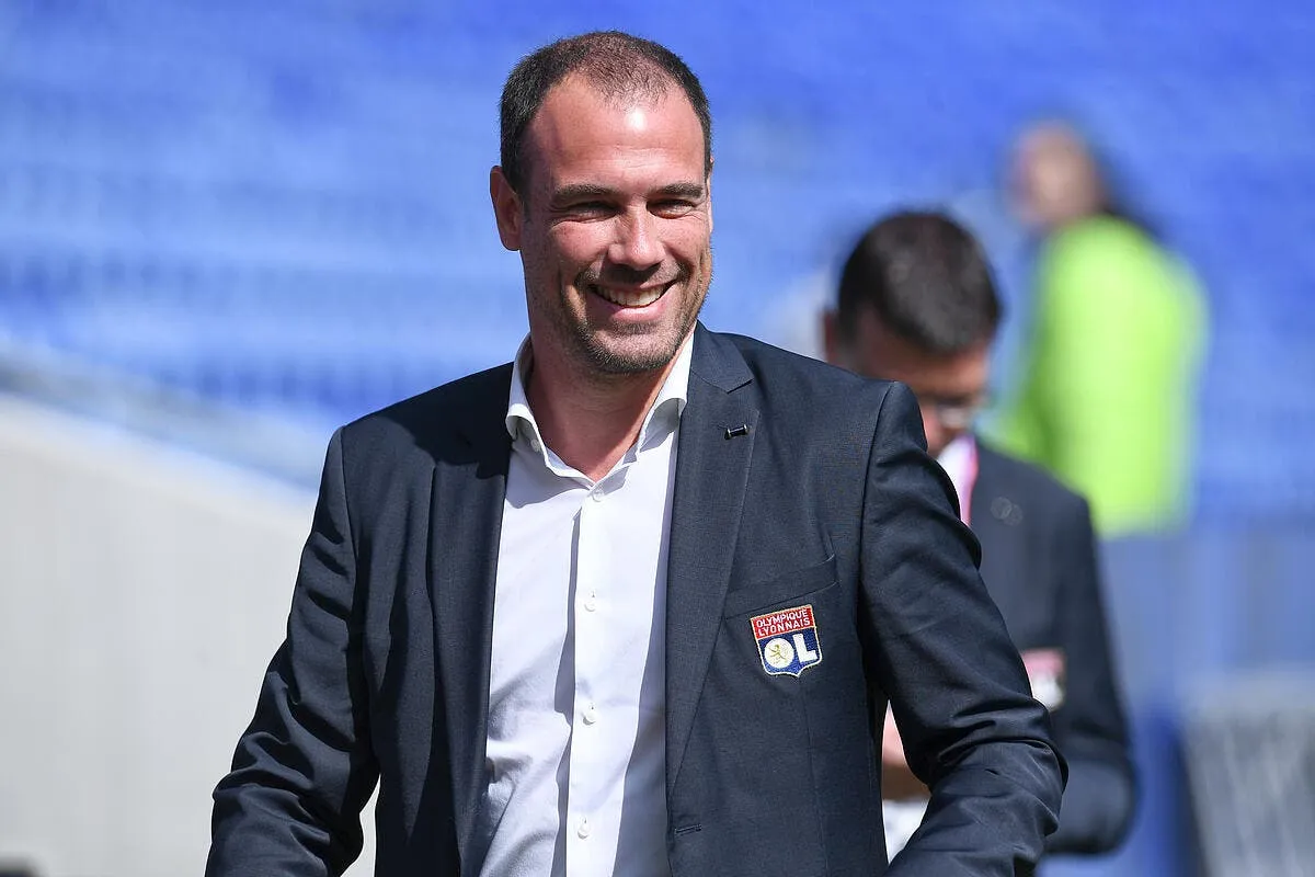 ol bruno cheyrou annonce son depart c est la fete a lyon icon pl5 4345 370732