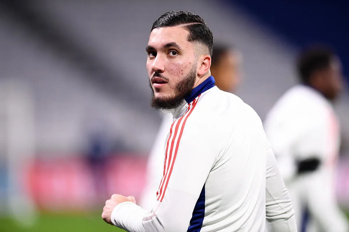 ol cherki prolonge ou vendu lyon le menace icon 019714 0078 347465