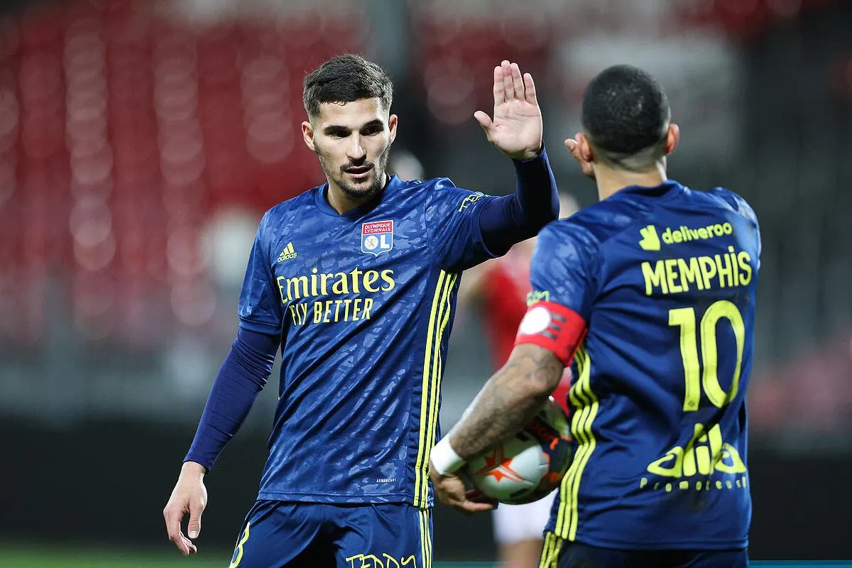 ol decu aouar voulait taper l om dans un velodrome plein aouar 19 307787