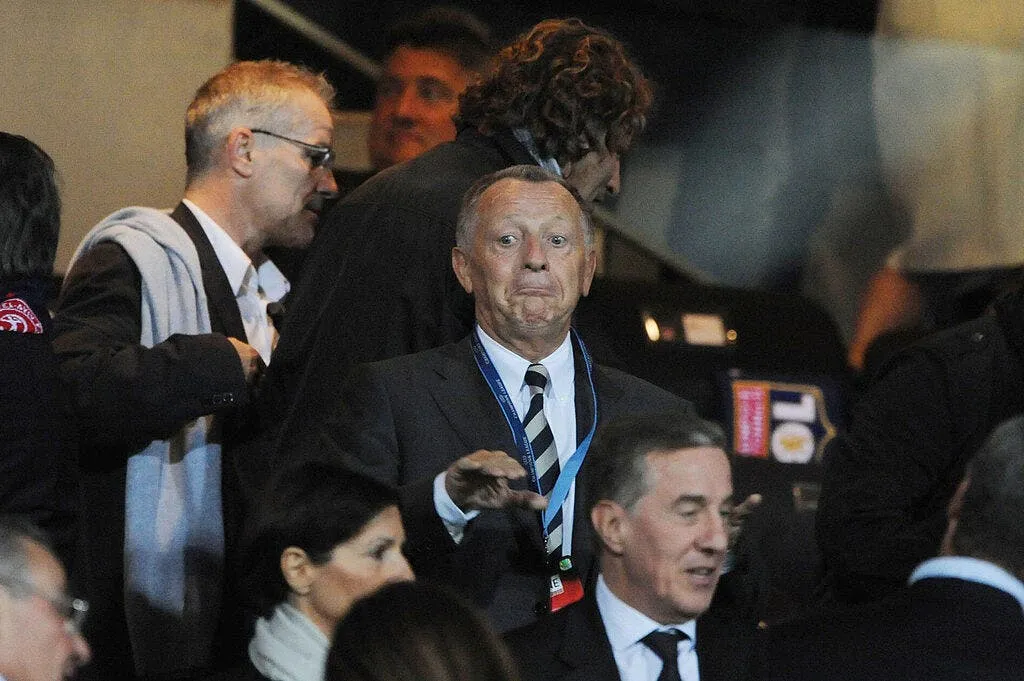 ol groupe fait un petit flop de noel pour ses 24me 64790 13473