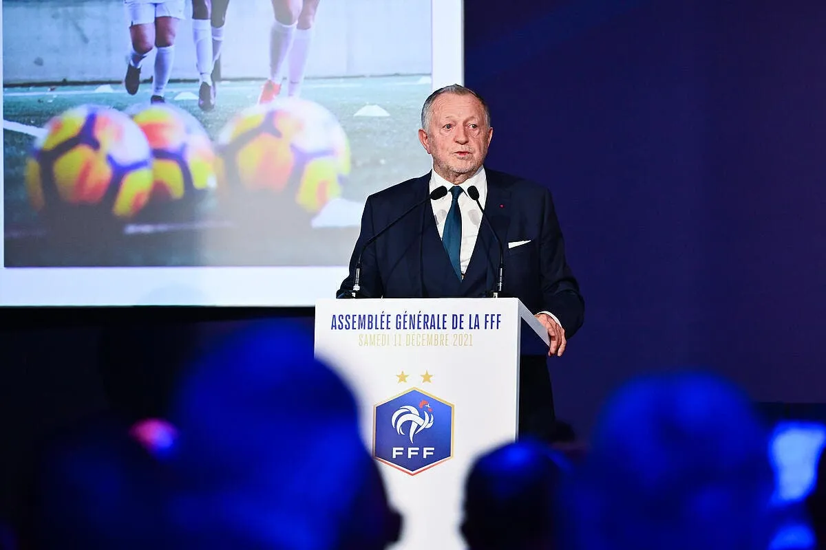 ol hugo guillemet et le mage jean michel aulas ca chambre icon dib 111221 10 88 336973