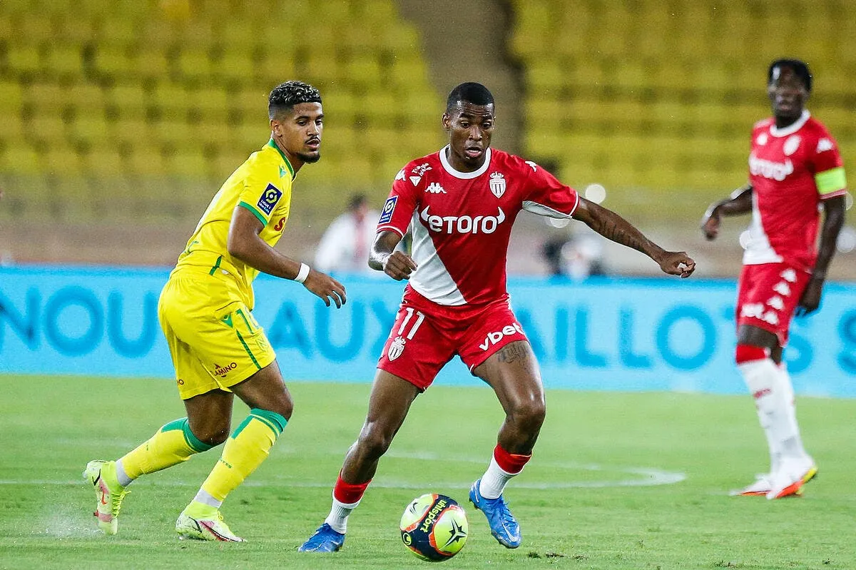 ol la vente de jean lucas scandalise une legende de lyon icon d1r5441 321117