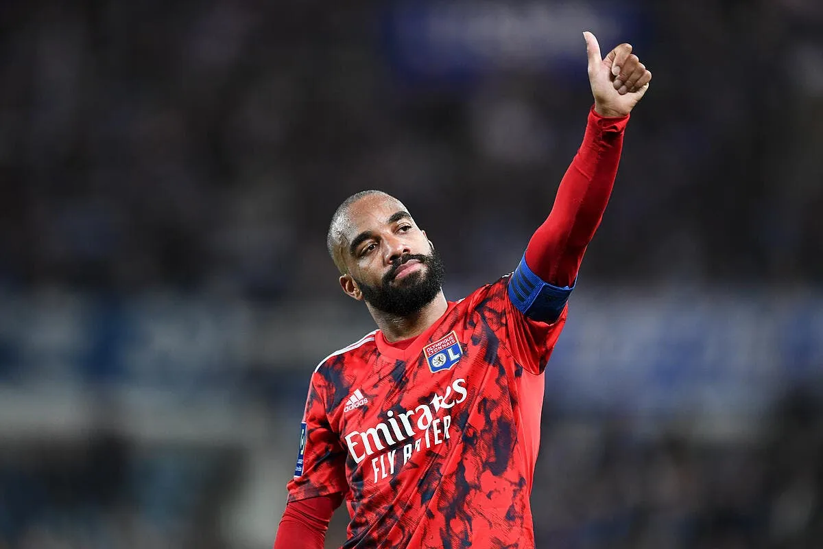 ol le general lacazette est toujours un renard icon pl5 5536 359878