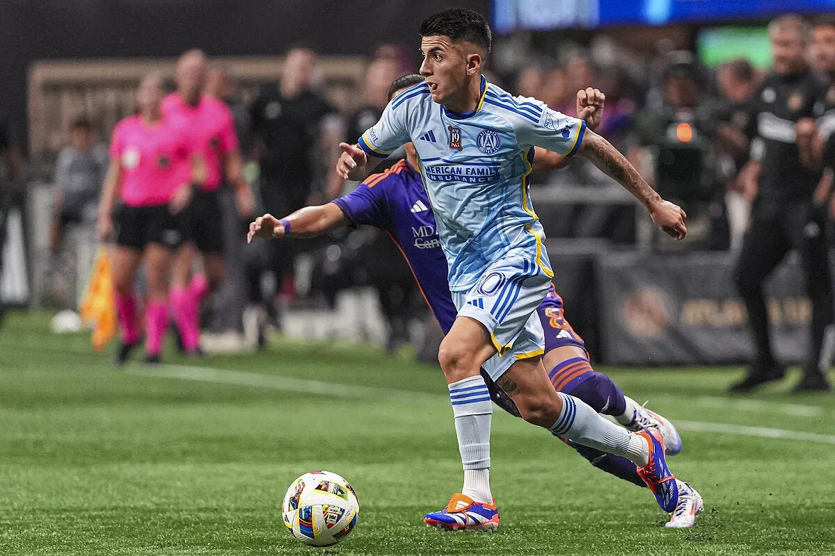 ol le magicien textor repousse l arrivee de thiago almada almada 1 377581