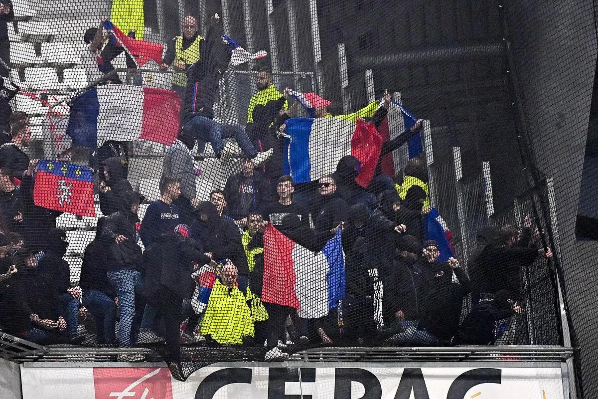 ol les supporters attaques tirent le signal d alarme avant un drame iconsport 180999 0045 382211