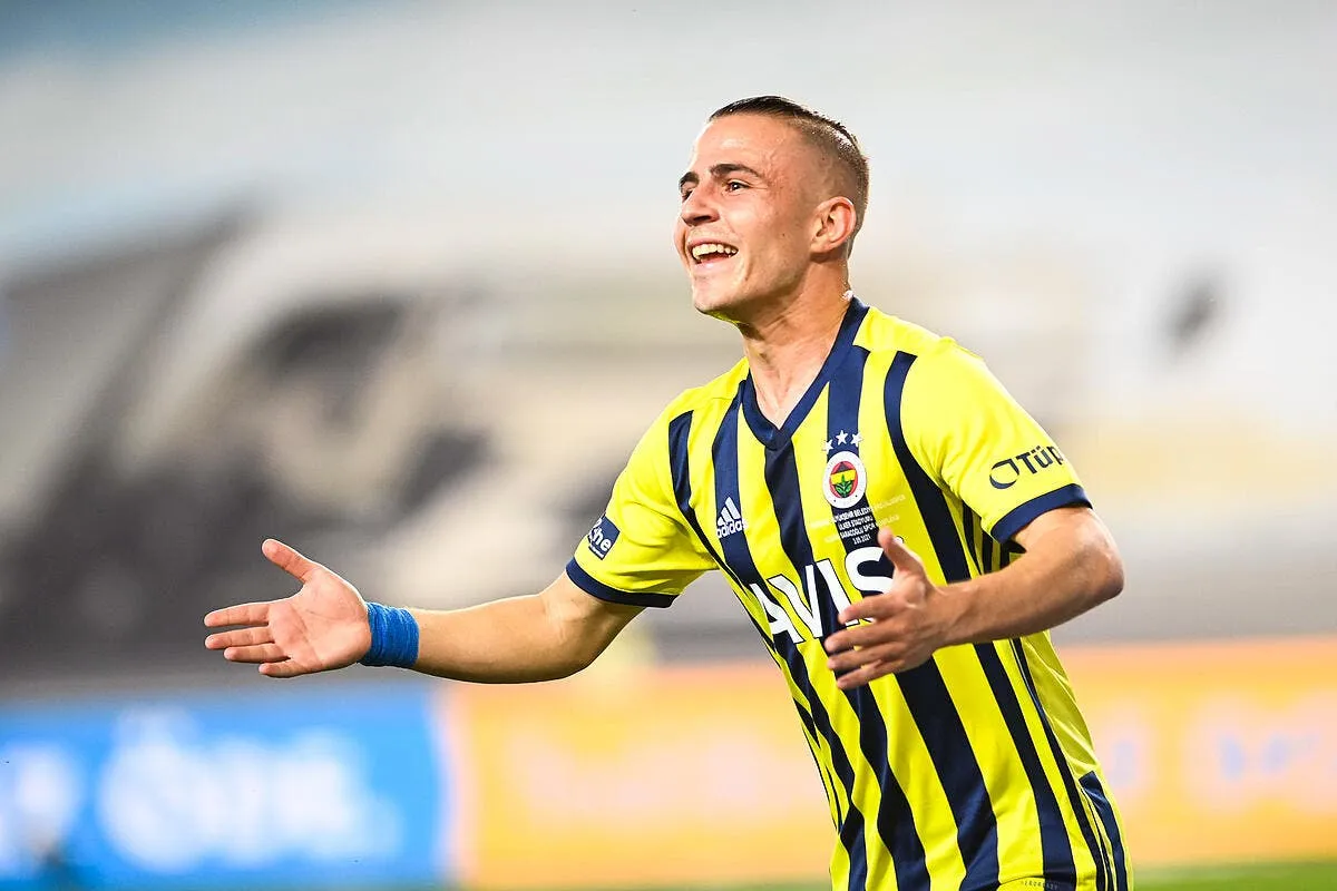 ol lyon augmente son offre pour la pepite pelkas icon seskim fc fenerbahce v erzurumspor 030521 244 316037