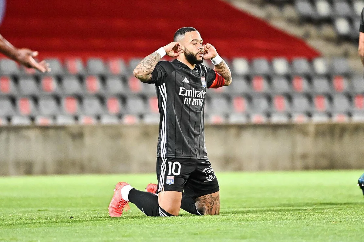 ol lyon barca juve depay choisira lui meme a 314391