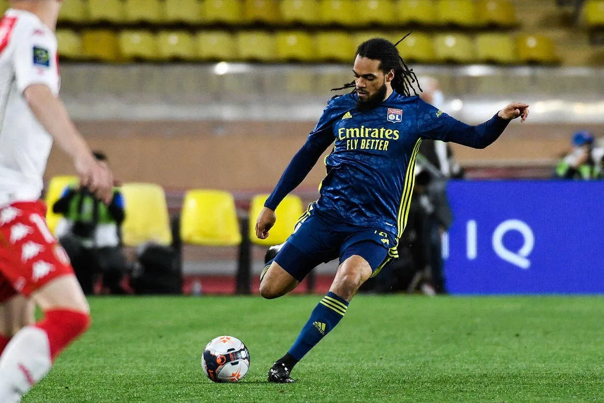 ol lyon coince denayer se fait draguer icon dsc2271 316369