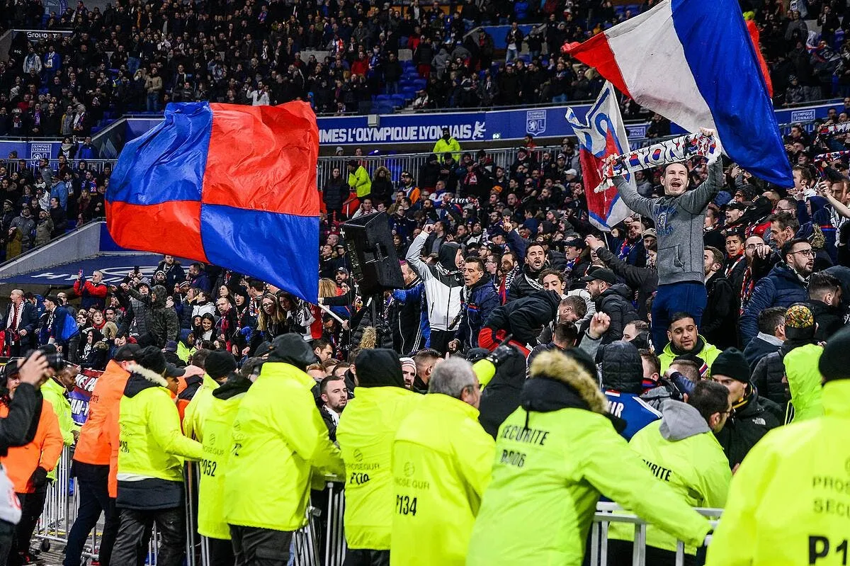 ol lyon reclame de la prudence aux supporters pirates icon bap 010320 93 075 324987